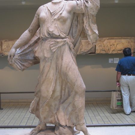 Altrömische Tänzerin